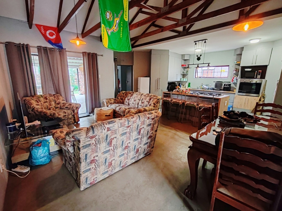 3 Bedroom Property for Sale in Mooivallei Park North West
